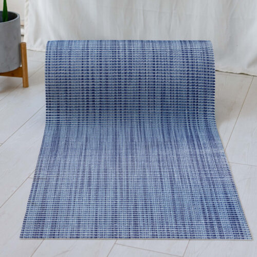 Fürdőszoba szőnyeg PVC kék csíkos 65cm széles