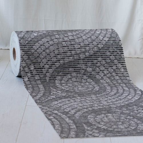 Fürdőszoba szőnyeg PVC szürke mozaikos 65cm széles