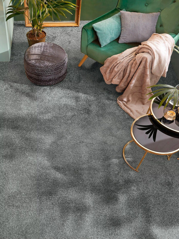 Padlószőnyeg Royal Touch Prémium 400cm széles tekercs Sötétszürke