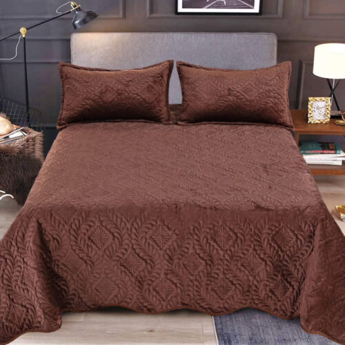 Velvet Sötétbarna ágytakaró szett 3db-os 220x240cm / 54x75cm párna huzat 2db