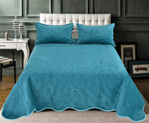 Velvet Turkiz zöld ágytakaró szett 3db-os 220x240cm / 54x75cm párna huzat 2db